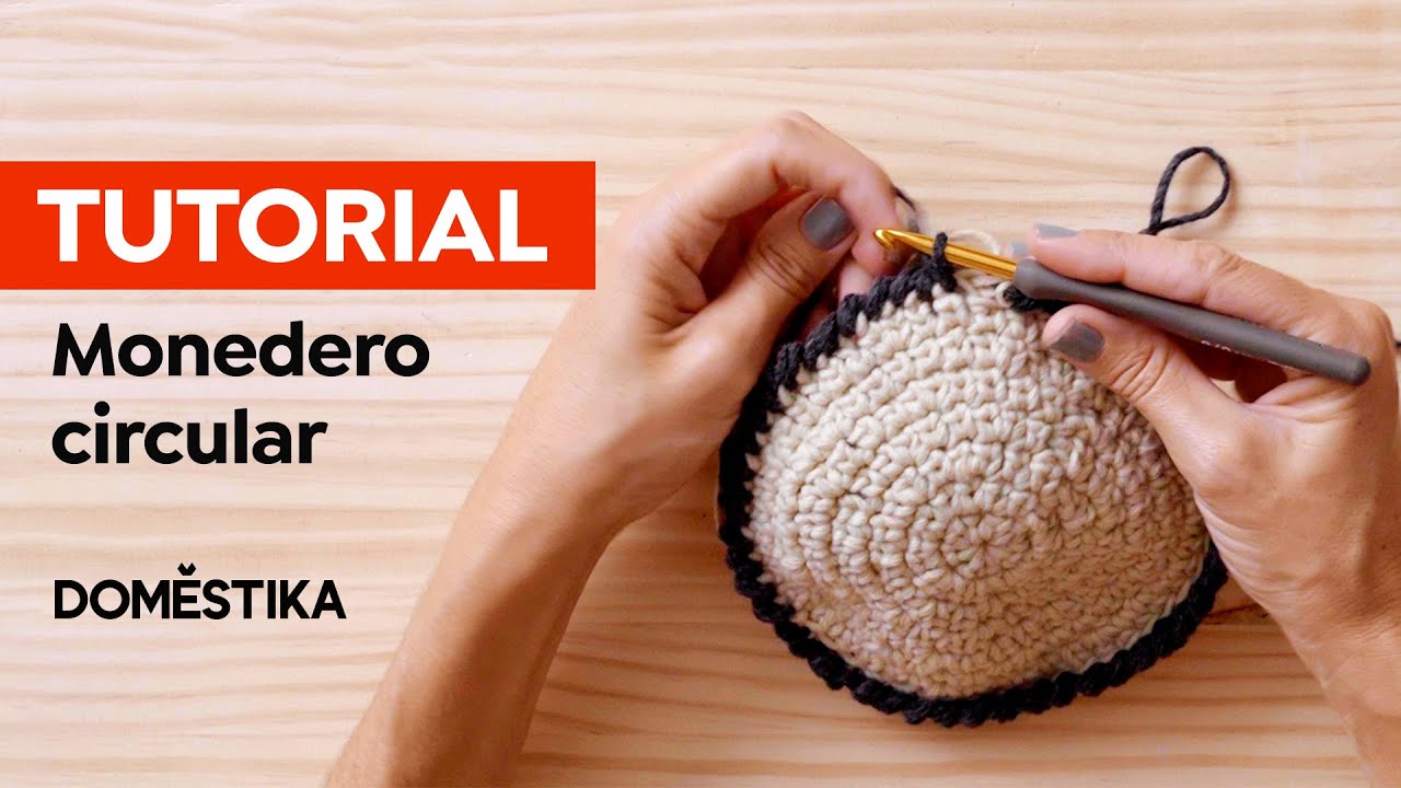 Tutorial CROCHET: Cómo tejer un MONEDERO con TÉCNICA CIRCULAR - Santa Pazienzia | Domestika
