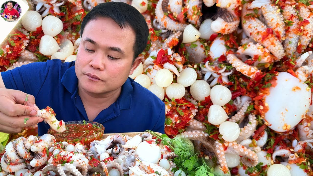 หมึกสามสหายราดพริก กรุบกรอบจ้วดๆ แกล้มกระเทียมโทนแซ่บๆ สุดยอดคัก