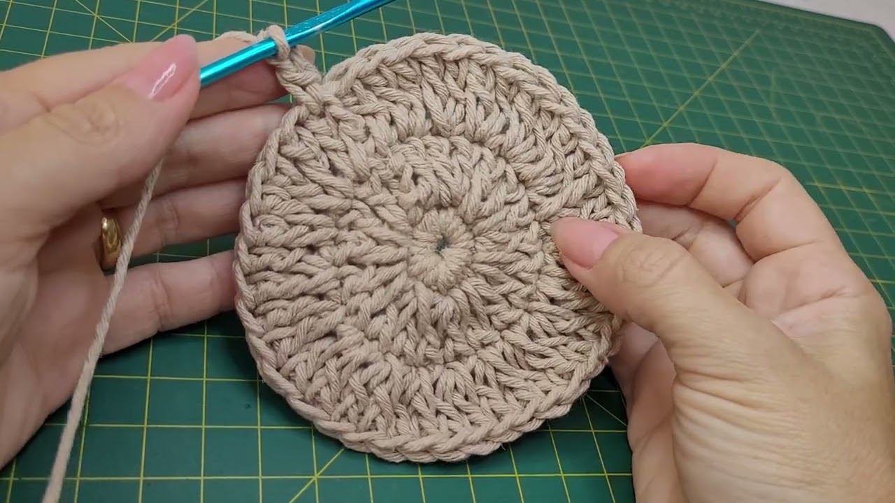 bolsa redonda de croche feita no barbante artesanal 1kg   parte 1 @ateliecriativocarlatrevelato