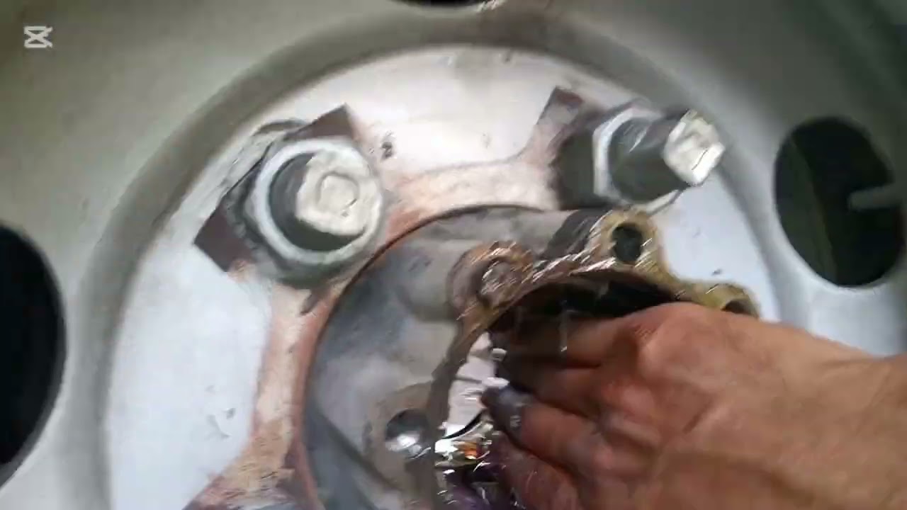 How to Replace | Mitsubishi Rosa Axel seal ||leak repair ||