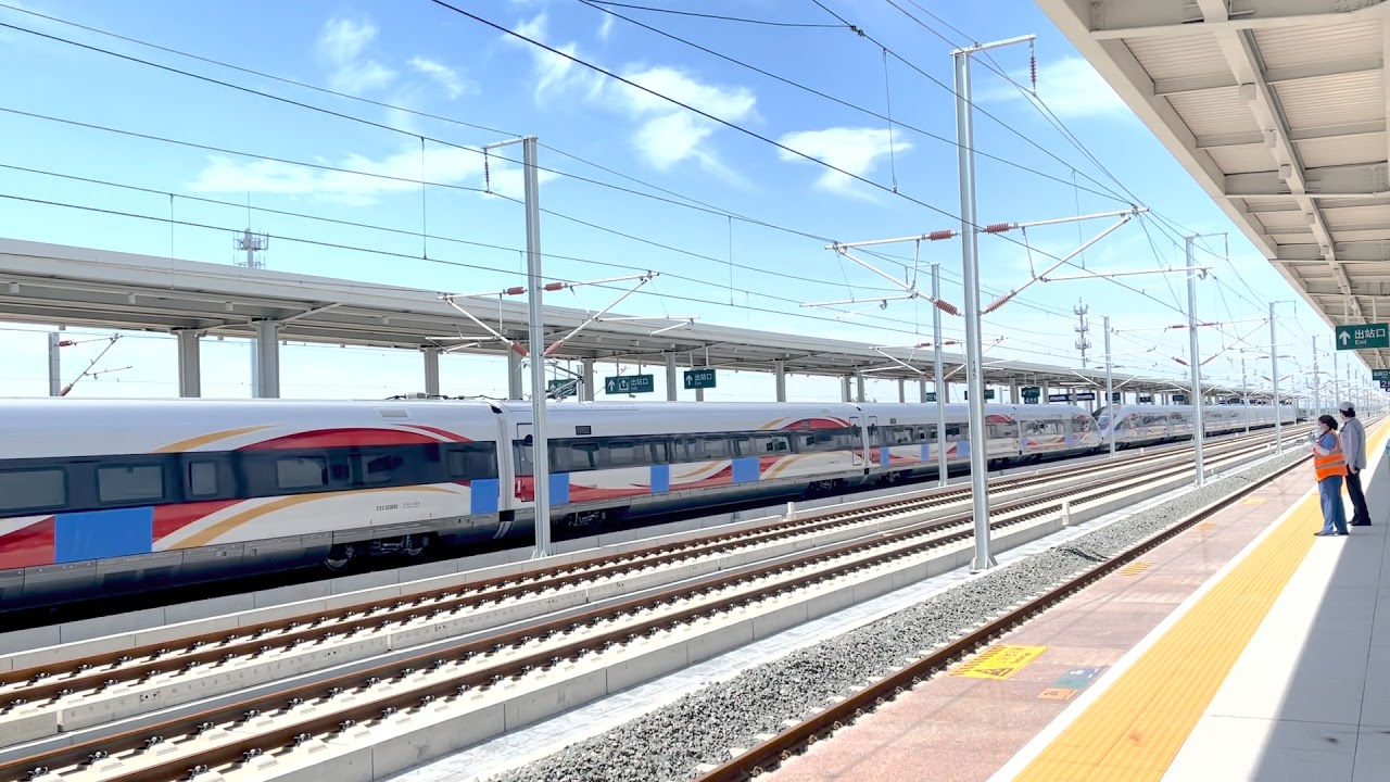 智能复兴号 CR400BF-GZ-5206&5207于怀柔南站