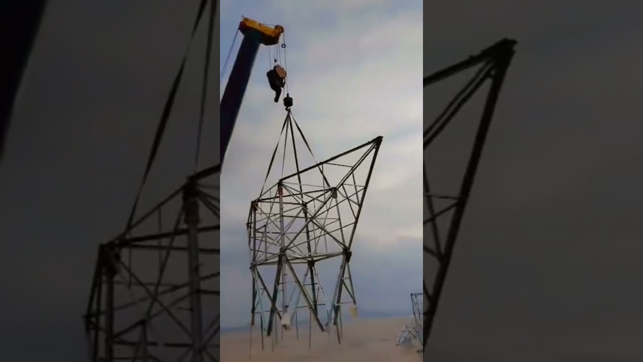 Saudi Arab transmission line worker #electrical #saudiarabia