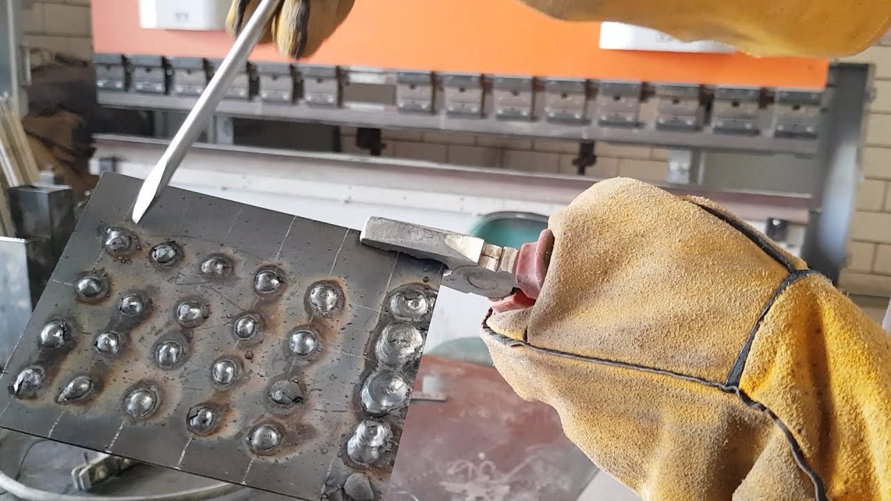 اهم وضعية لحام ( وضعية النقط) بصراحة هي حجر الأساس في الاحتراف في لحام القوس الكهربائي stick welding