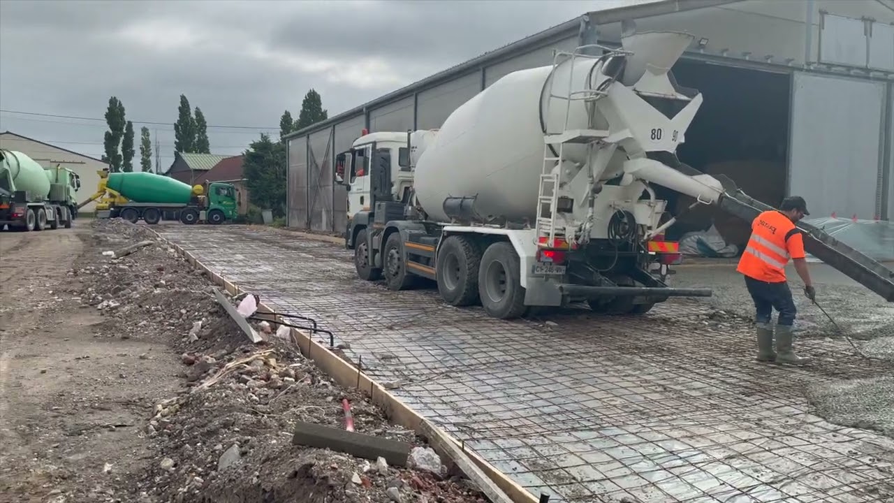 Dalle béton et accès pour hangar agricole : un chantier sur mesure
