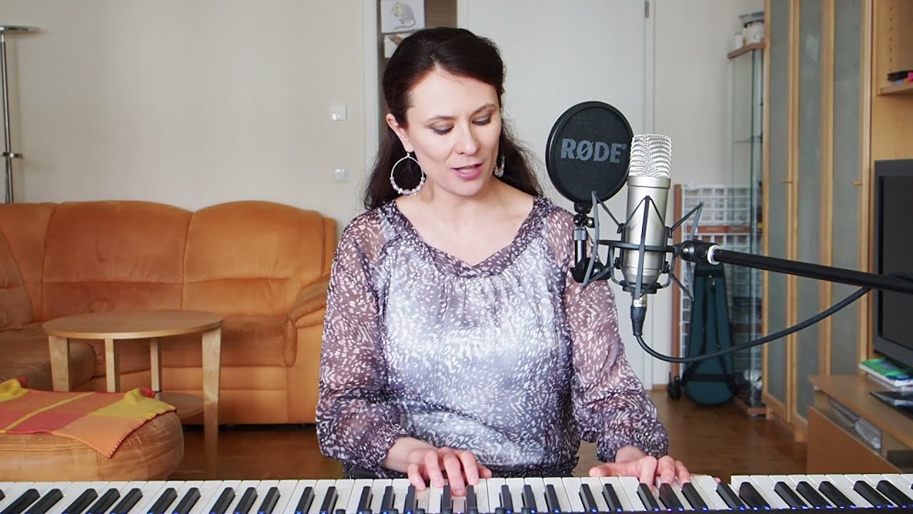 Victoria Lye - Песня о короне - Corona Song
