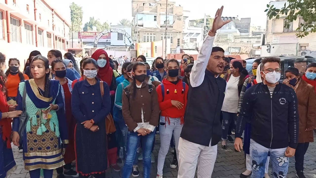 Parade College Students Protest For Mass Promotion
