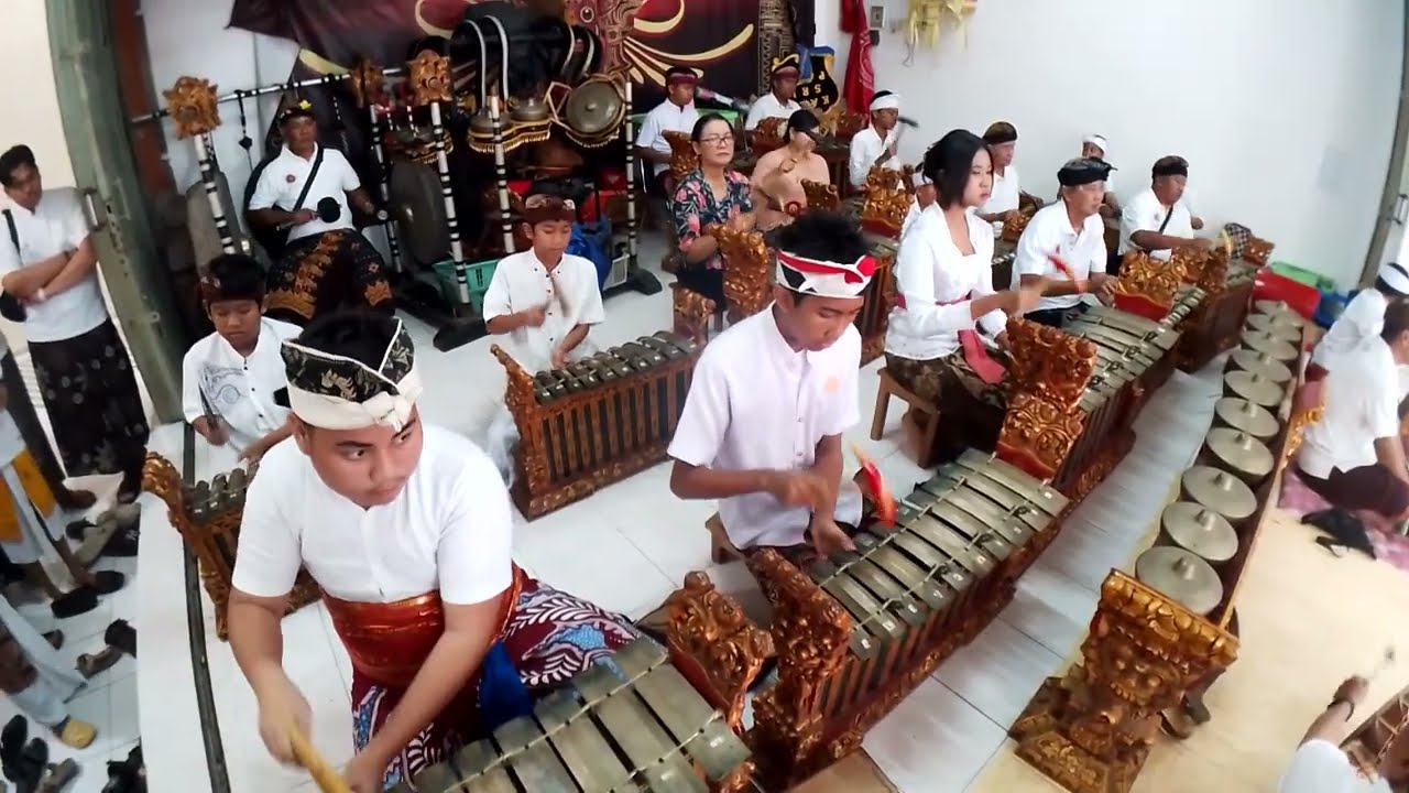 TABUH PEMBUKA PENTAS SENI ANAK-ANAK PASRAMAN HINDU BANTEN