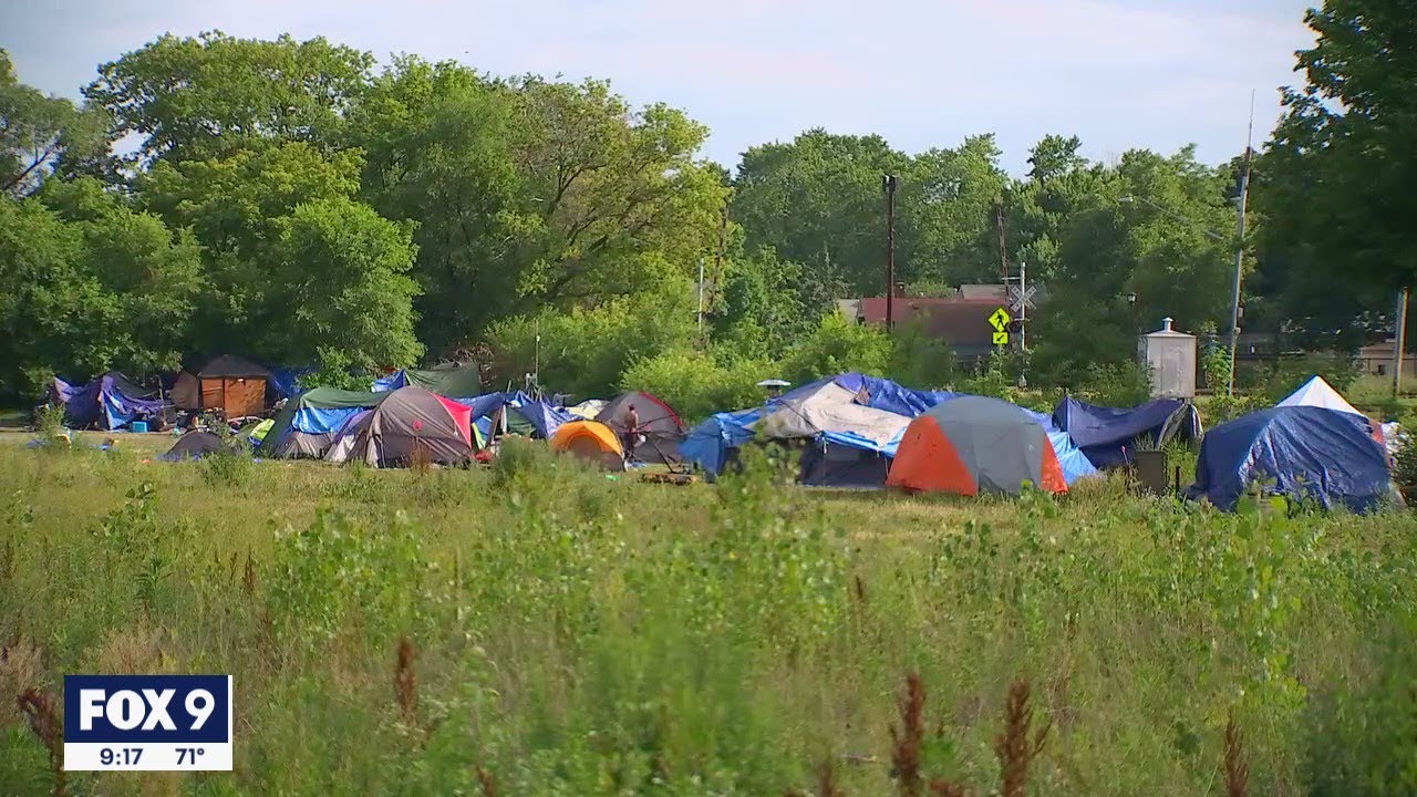 Minneapolis residents wary of growing homeless encampment | FOX 9 KMSP