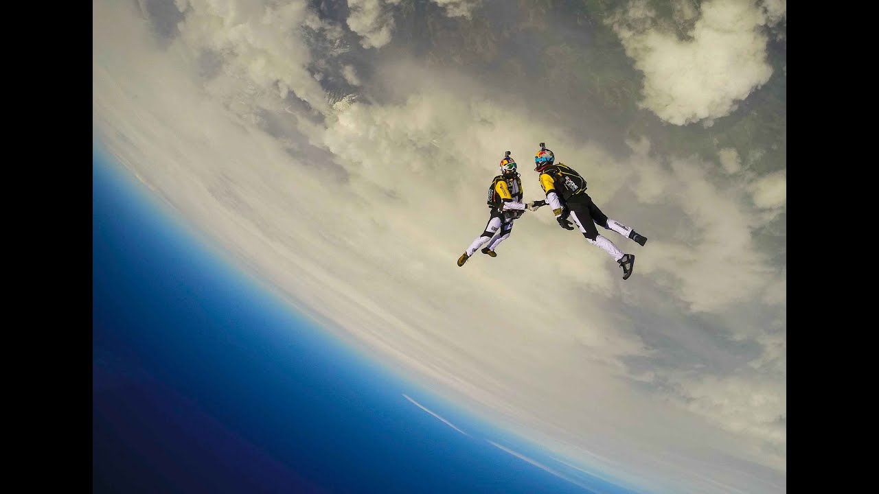 High altitude acrobatic skydiving FULL RUN - Red Bull Skycombo