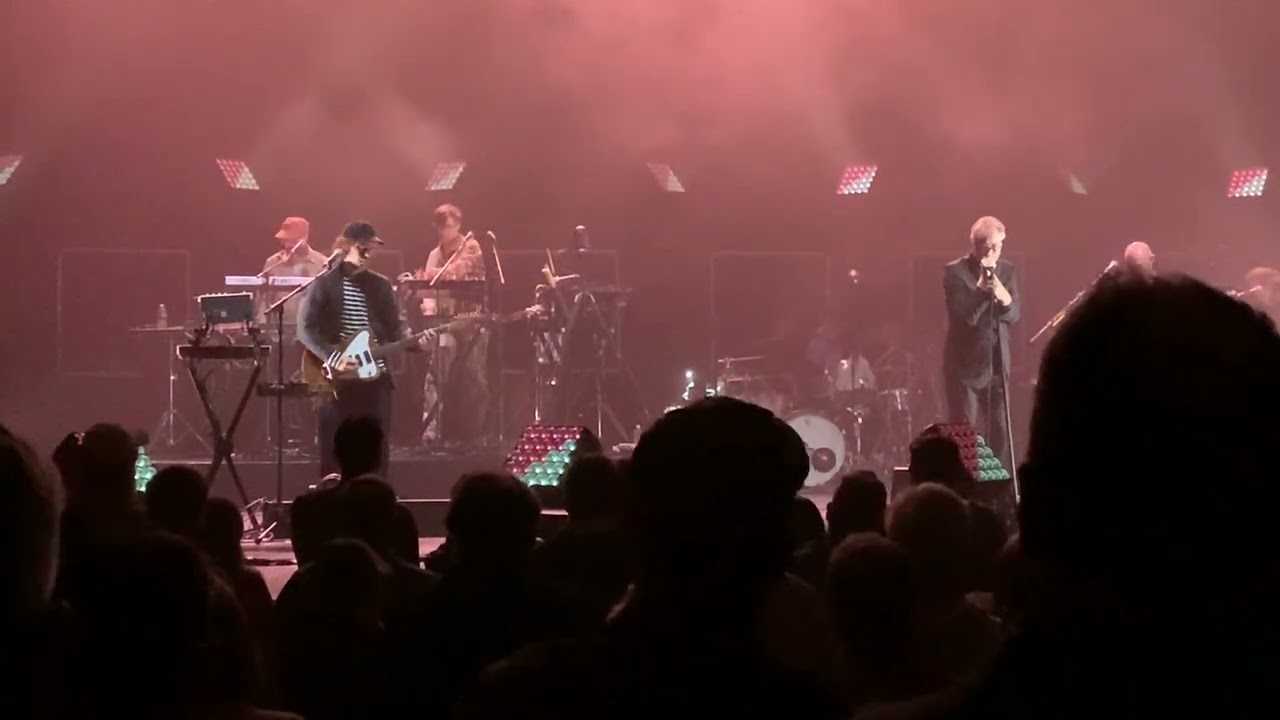 The National - Send For Me - 5/18/2023 Live in Chicago - Auditorium Theatre
