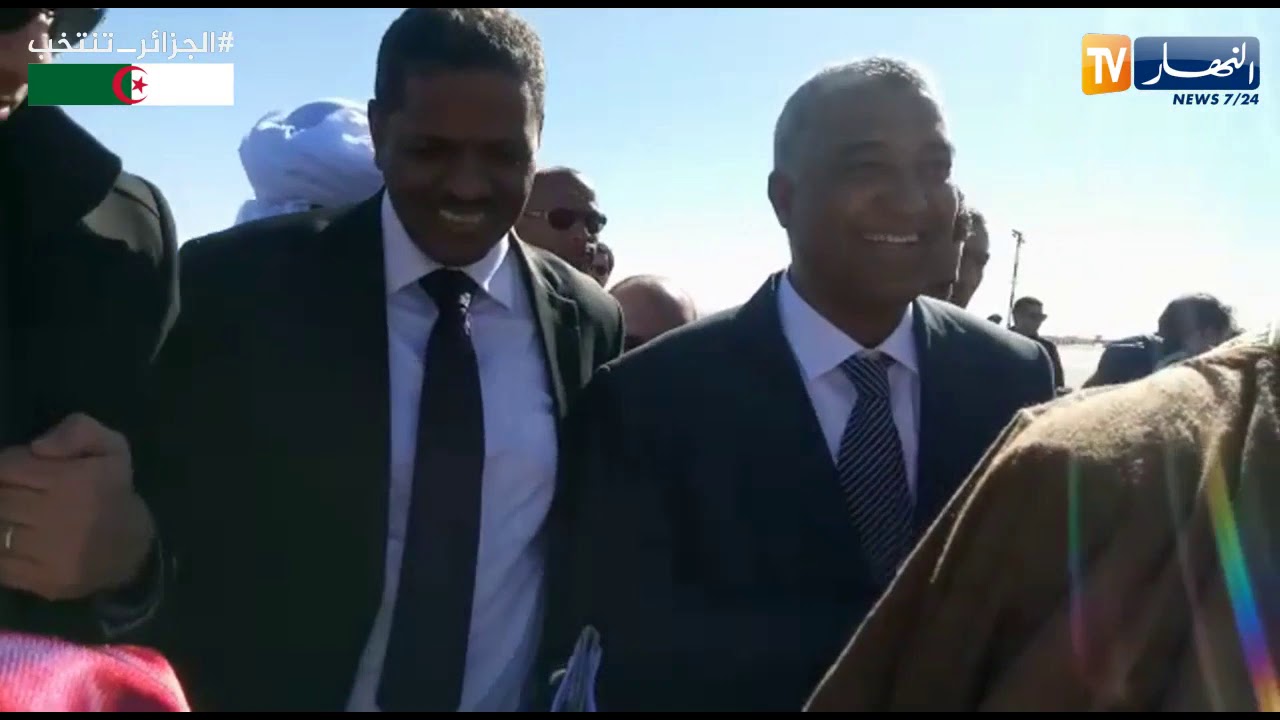وصول عبد المجيد تبون إلى مطار أدرار في ثاني يوم من الحملة الإنتخابية
