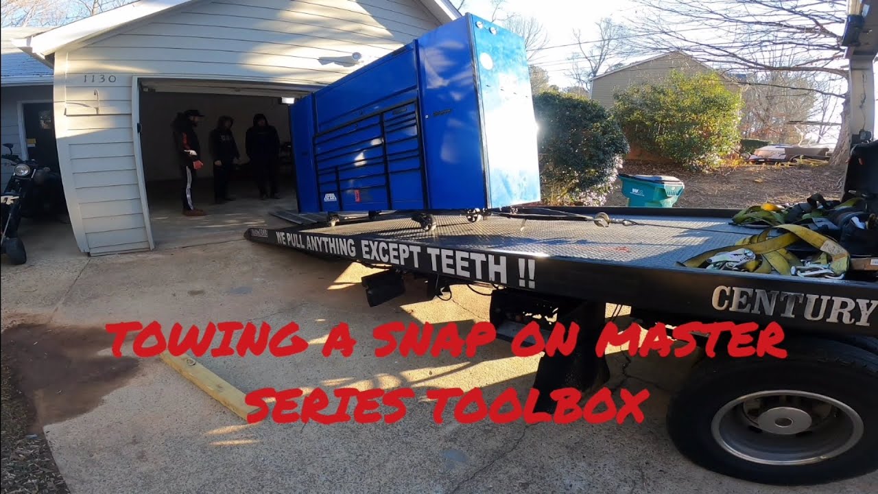 Towing A Snap On Master Series Toolbox On A Rollback Towtruck#wrecker#flatbed#viral#fail#winch#out.