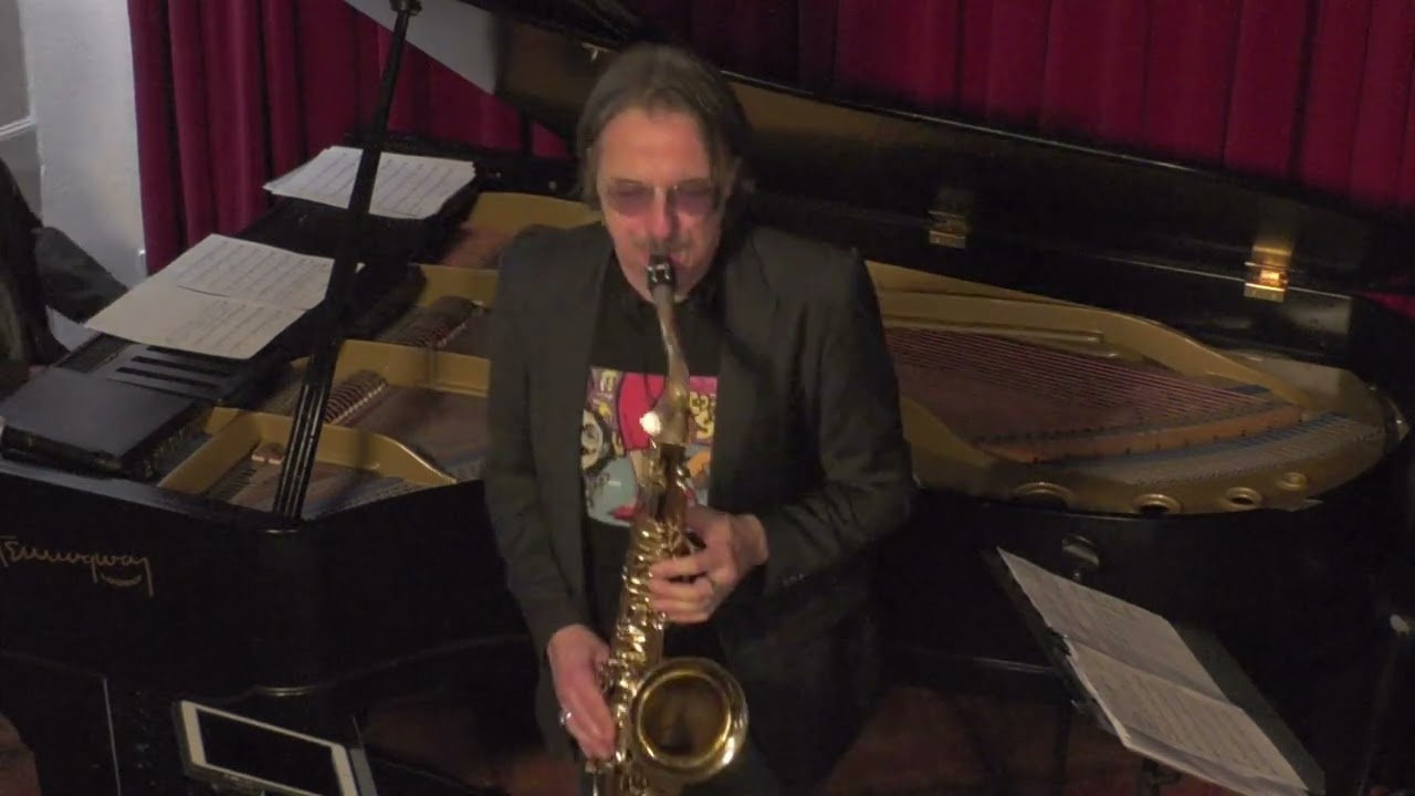 European Jazz Meeting plays Isla's Happy Hour (comp. by Dominik Schürmann) at Hemingway Lounge