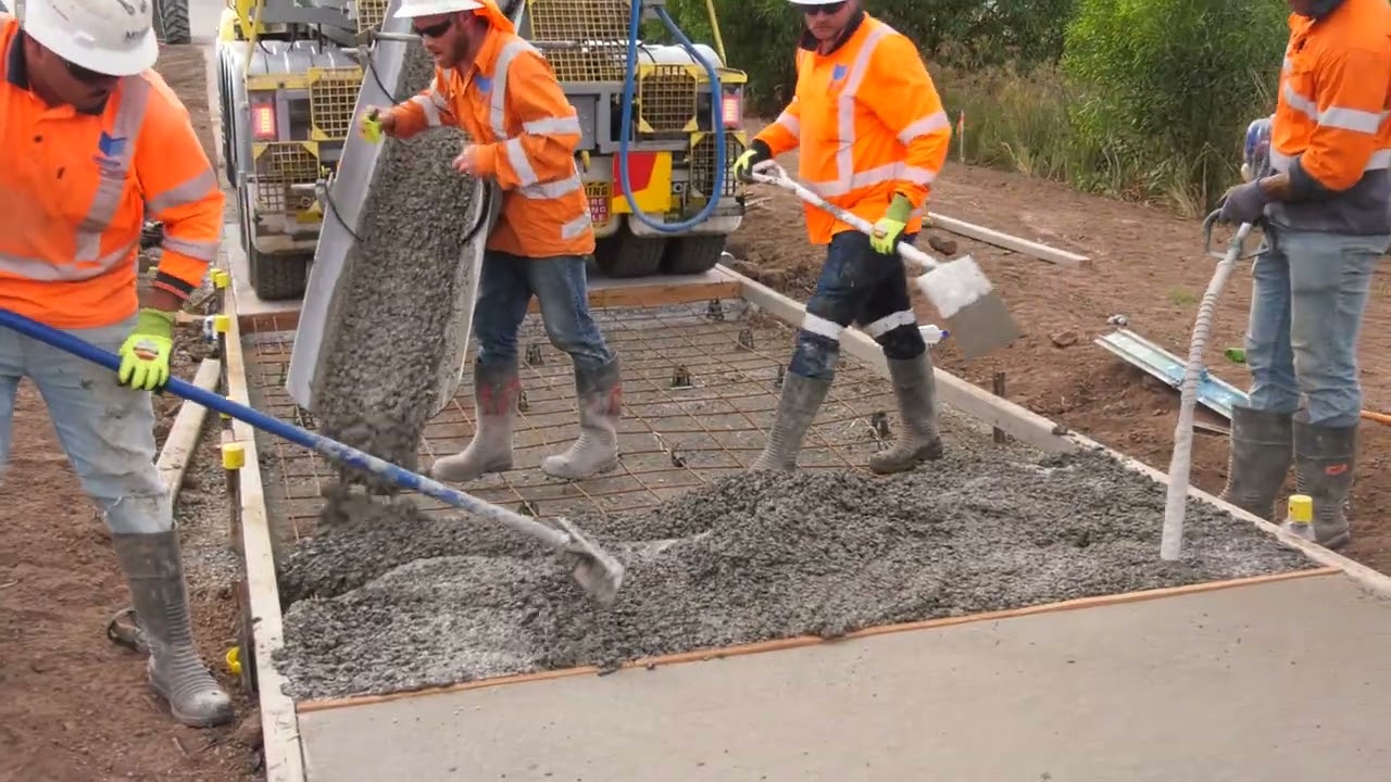Boral trials calcined clay in low-carbon concrete on the M1 Pacific Motorway extension