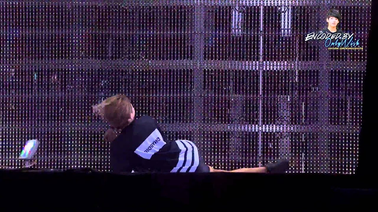 The Band Six band intros by BigBang 2015