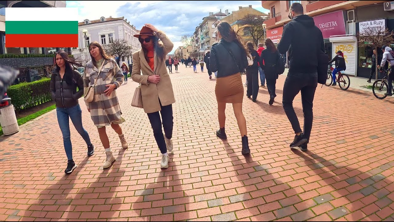 Walking streets in Varna Bulgaria 4K 🇧🇬