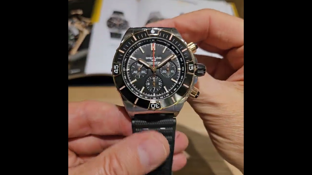 ZEGAREK BREITLING SUPER CHRONOMAT B01 44MM UB0136251B1S1 W. Śliwiński