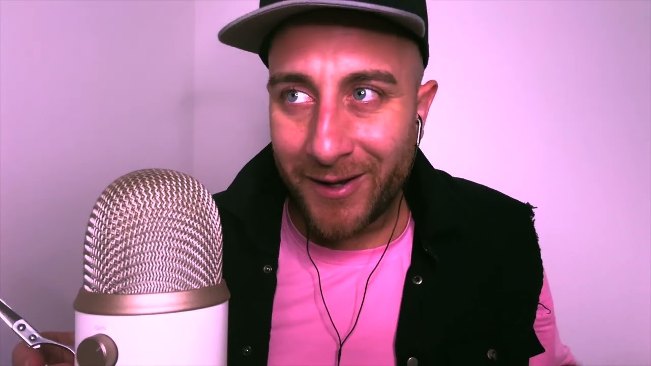 ROLEPLAY ASMR Parrucchiere spocchioso ✂️ (whispering, trigger, inaudible)