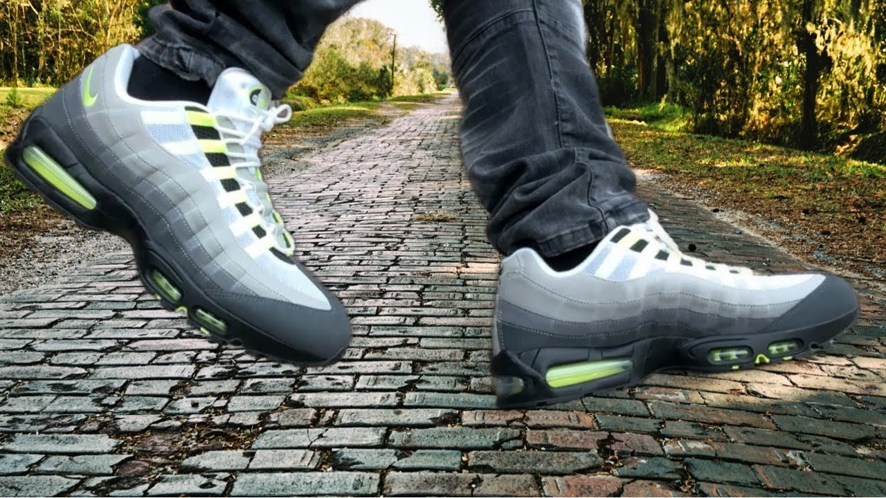 FINALLY GOT &lsquo;EM !!! AN EARLY ON FEET LOOK AT THE NIKE AIR MAX &lsquo;95 BIG BUBBLE &ldquo;NEON&rdquo;