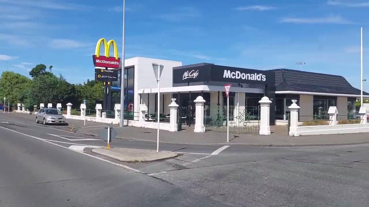 Let's go - City tour 3 -  Invercargill  New Zealand