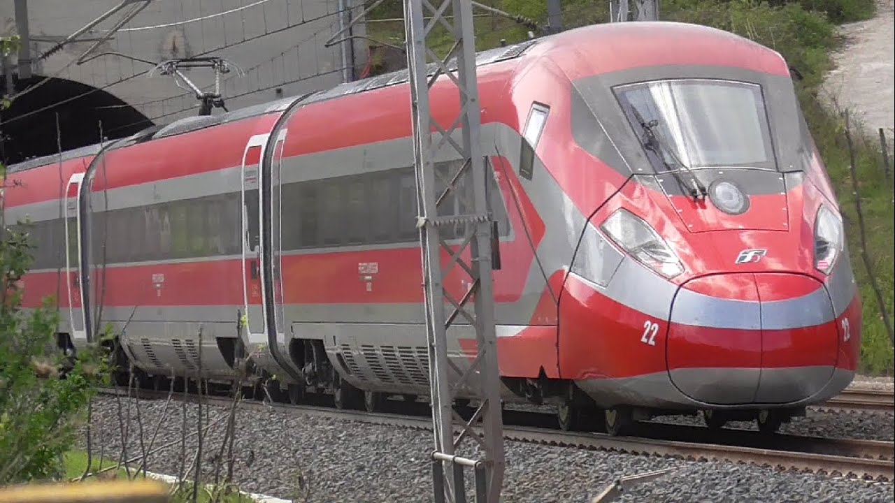 Treni in transito ad alta velocità @Capena (AV Roma - Firenze)