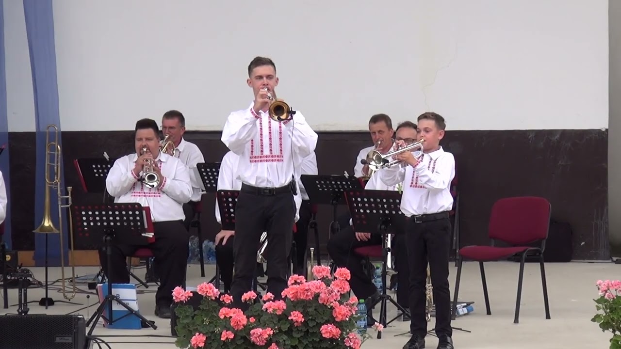 Z oboch brehú Moravy - Holíč 2025 dechová hudba Stříbrňanka
