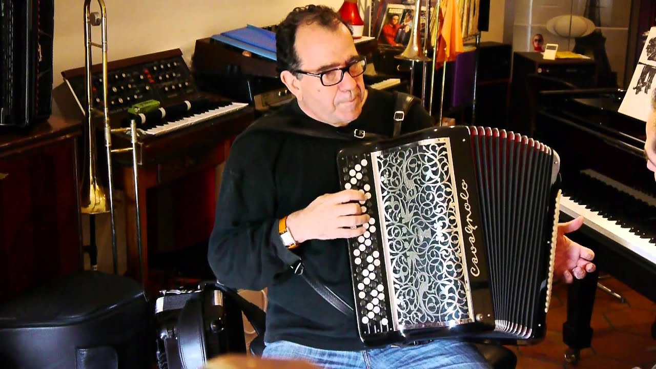 Entretiens avec Richard Galliano : Timbres de l'accordéon (II)