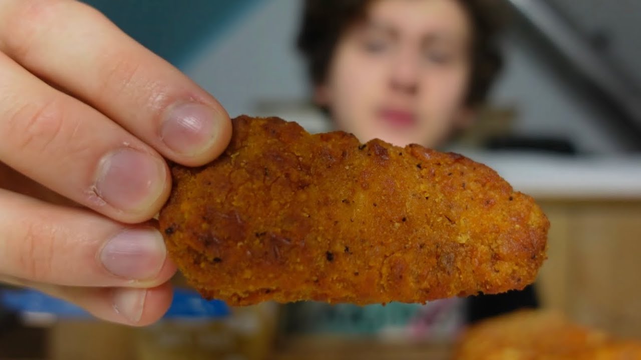 Domino's MUKBANG ( I'm Moving Out Again ) Wings, Potato Wedges, Caprisun & XL Cheese Bread