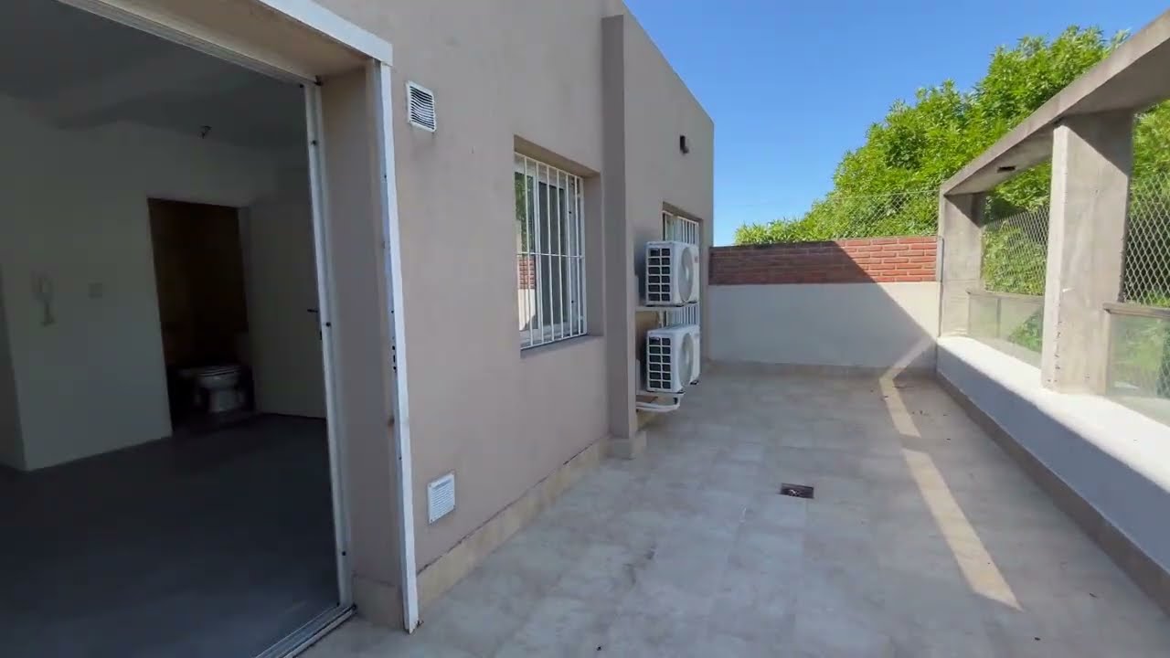 Venta departamento 2 ambientes con balcon terraza y terraza propia!