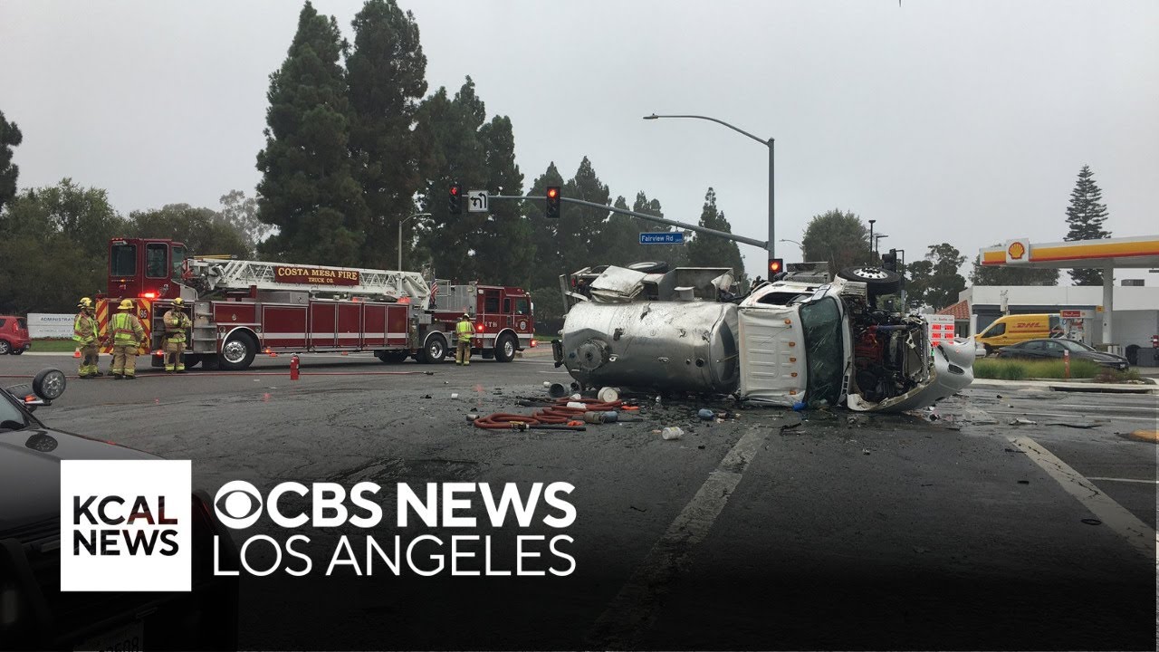 Truck driver dies after collision in Costa Mesa