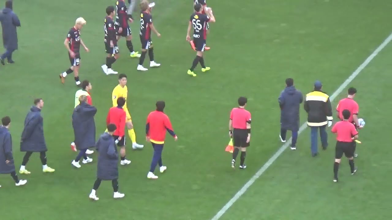 試合終了後の鹿島の選手達　鹿島アントラーズ VS 川崎フロンターレ