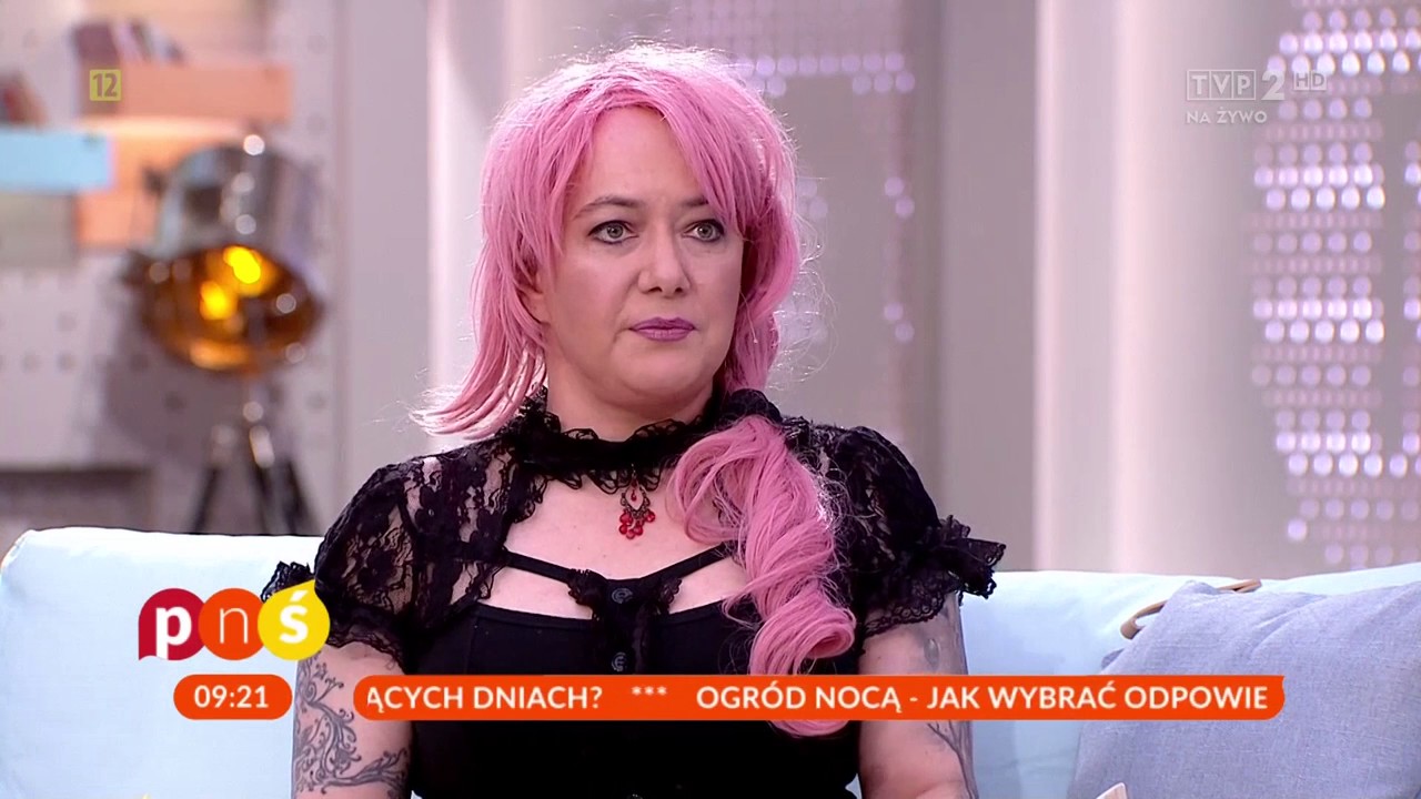 Anja Orthodox w  Pytaniu na śniadanie : czy późne macierzyństwo wydłuża życie matki?  9.08.2017