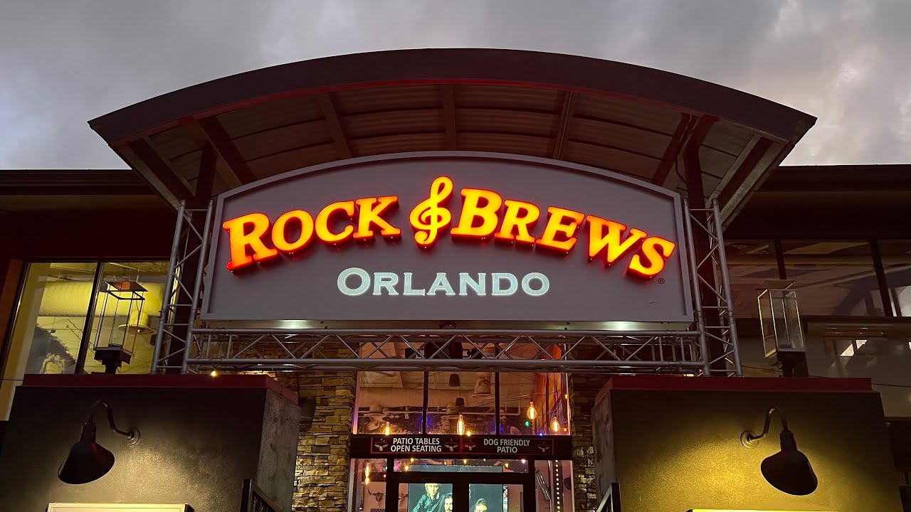We Ate at Rock & Brews in Orlando, Florida | Great Food, Fun Atmosphere | Food in Orlando, FL