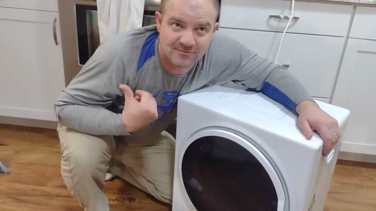 Unboxing and initial review of the Panda 110V 850W Electric Compact Portable Clothes Dryer