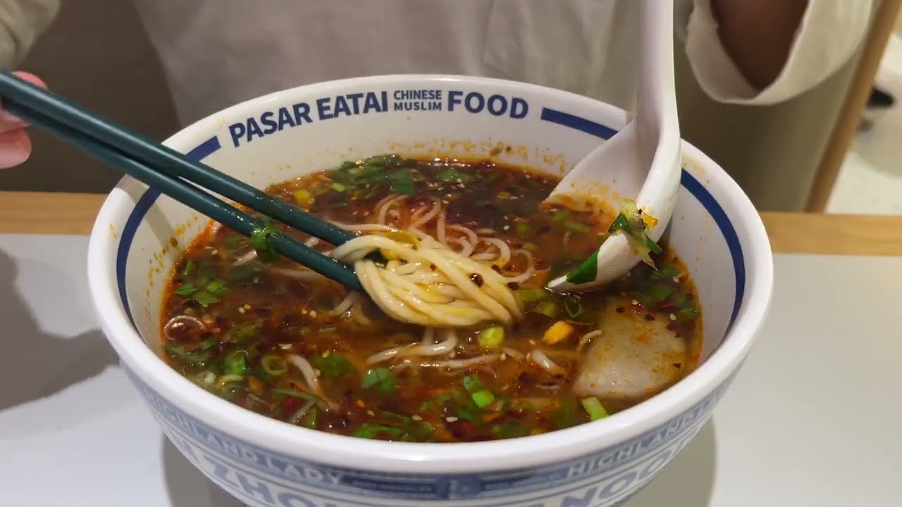 Halal Chinese Food at 1 Utama – Lanzhou Noodles + BBQ Skewers.@eatwalksleep 