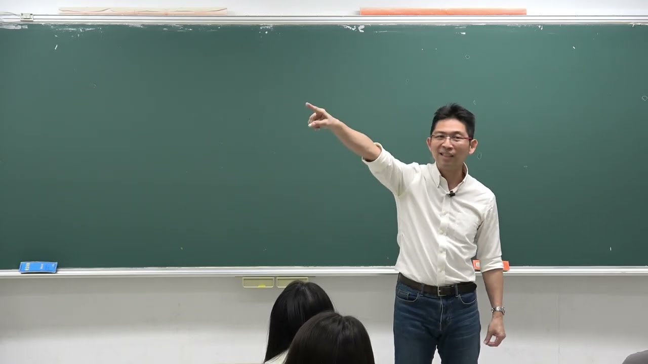 2025/11/28 物理教材教法 簡諧運動的課程與實驗設計；光的漫射實驗、生活應用