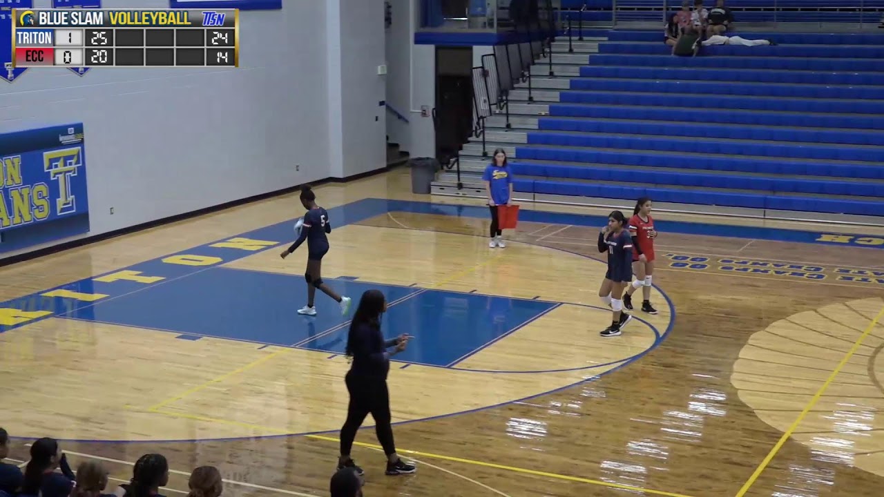 East Chicago Central в Тритоне — приглашение на женский волейбольный турнир Blue Slam среди униве...