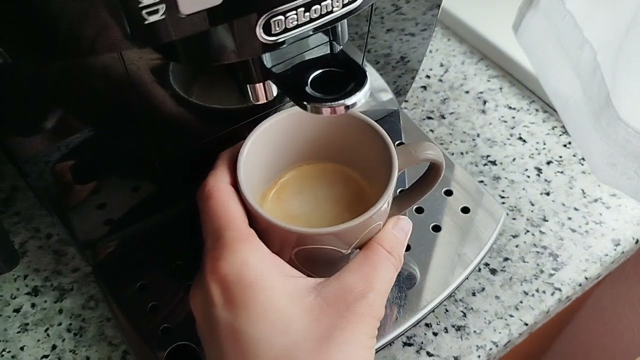 DeLonghi Magnifica S vs. Magnifica S Smart