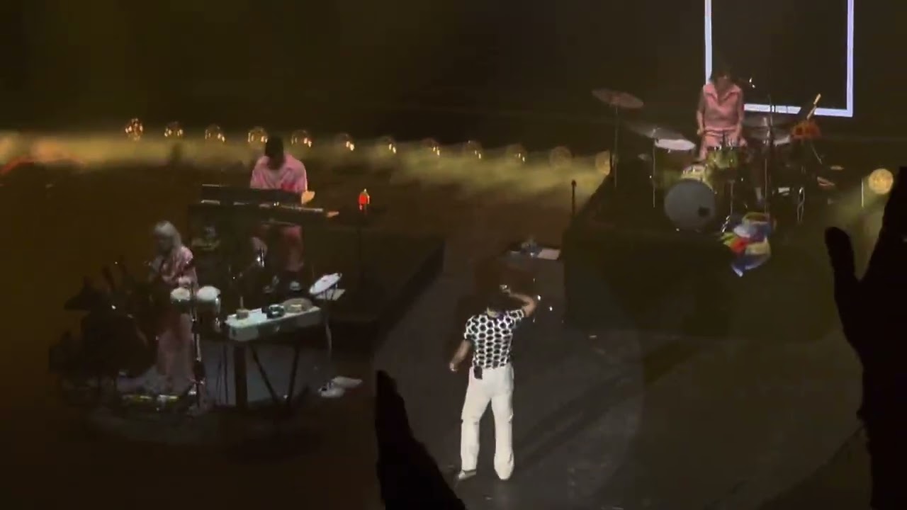 Harry Styles ONO Brixton - What Makes You Beautiful - 24.5.22