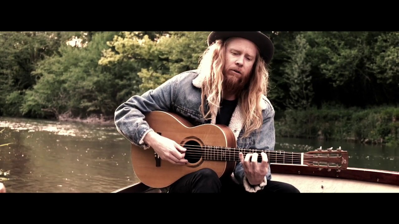 Stu Larsen - Wide Awake & Dreaming (La Réselle Guitars)