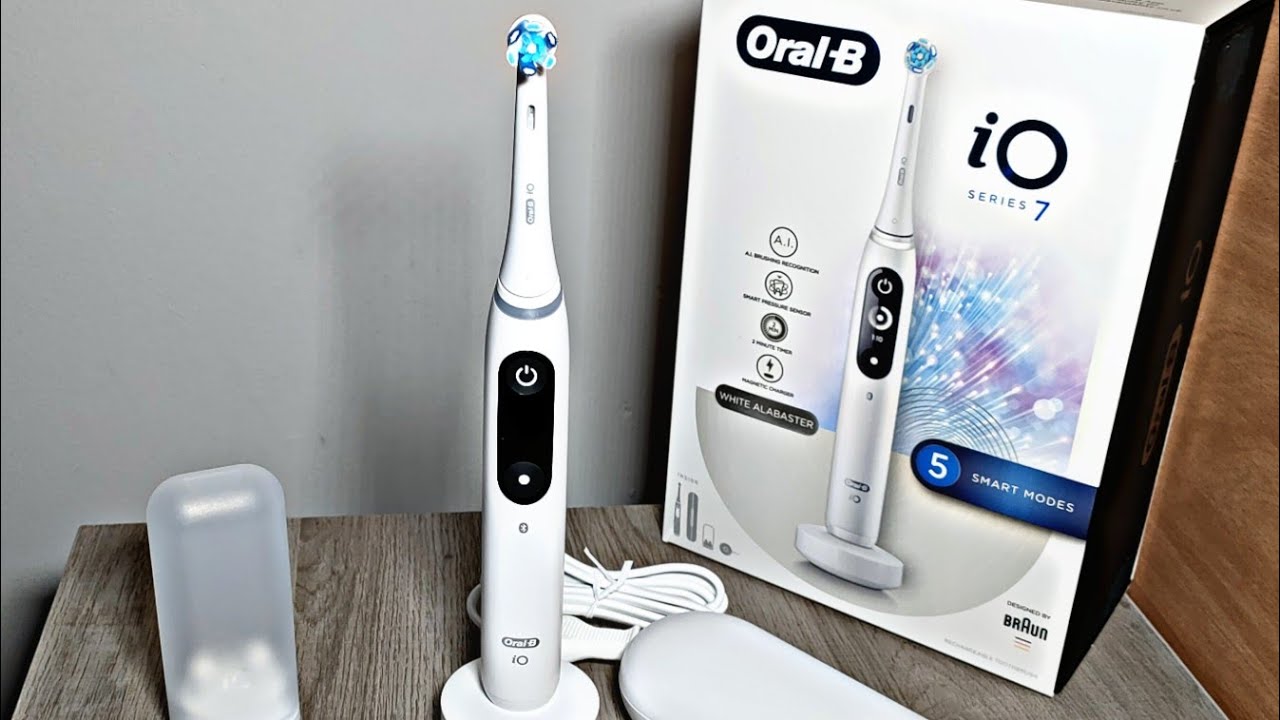 Электрическая зубная щетка Oral-B IO Series 7 Ultimate (обзор)