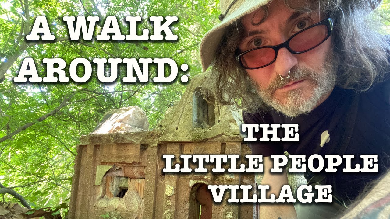 A Walk Around The Little People Village in Waterbury Connecticut