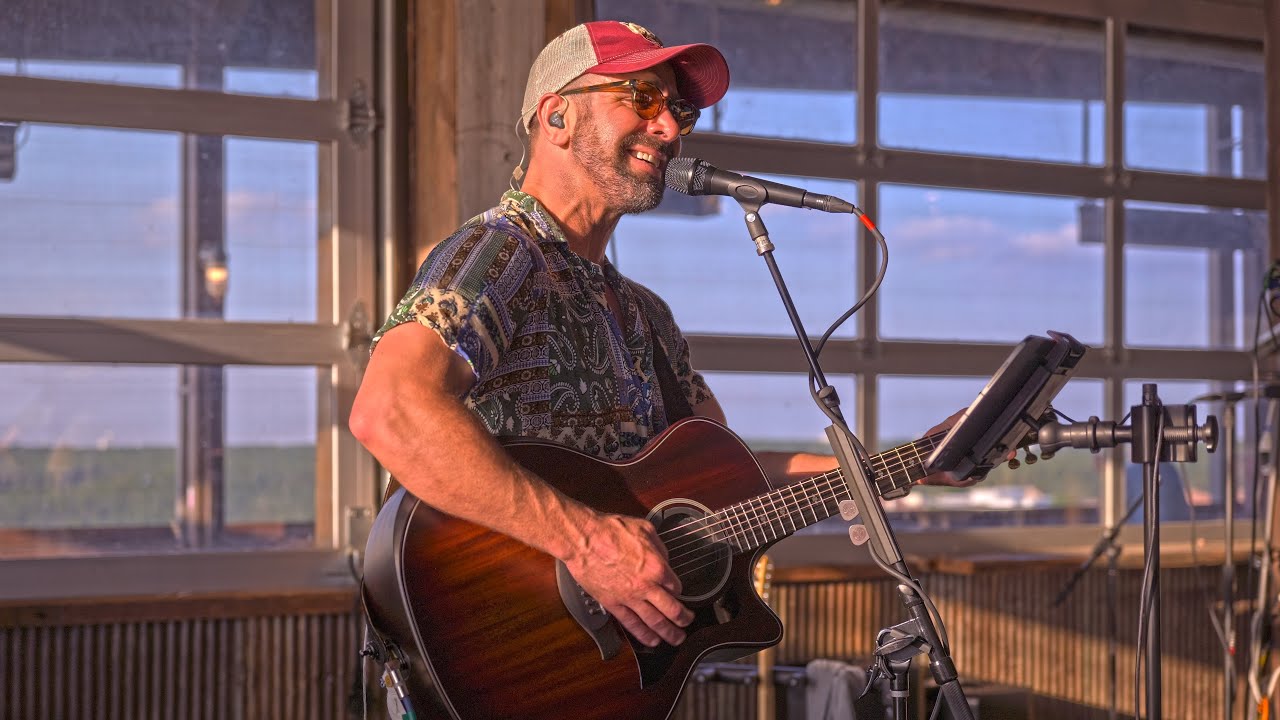 Live at Oasis Texas Brewing Company (2024.08.11)