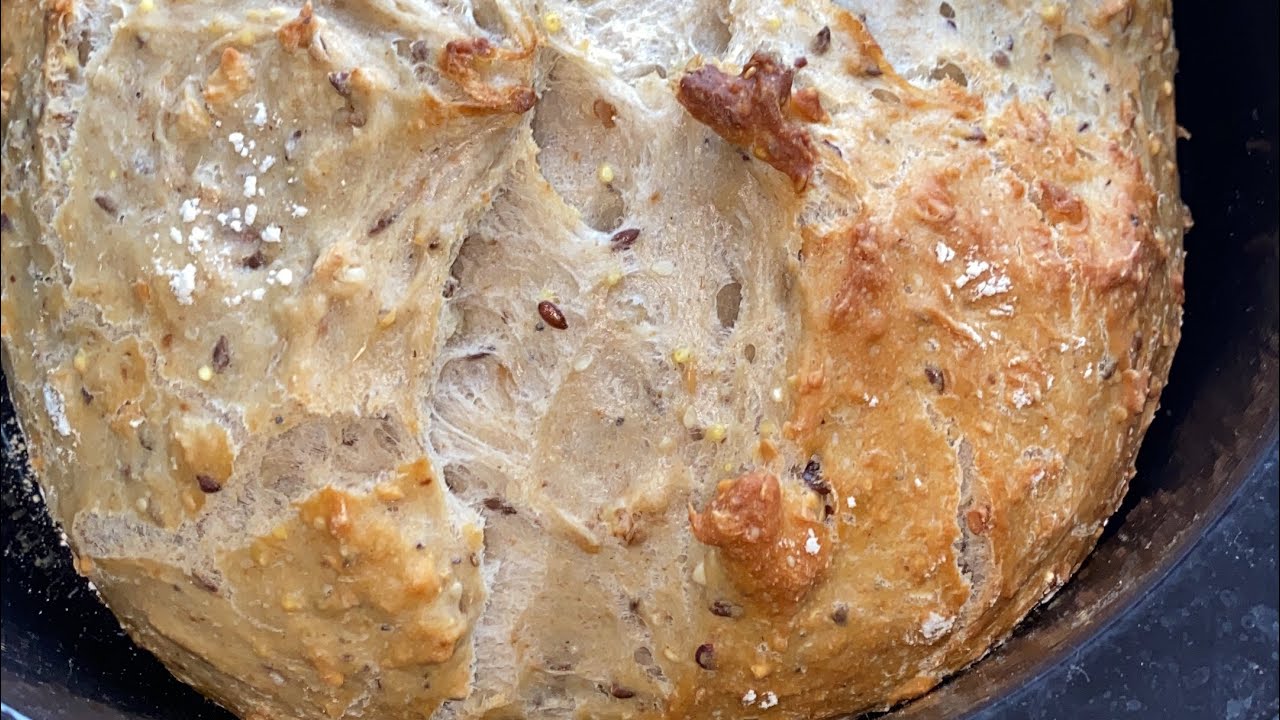 Pain cocotte maison aux noix FACILE RAPIDE réalisable au Mcc ou au robot