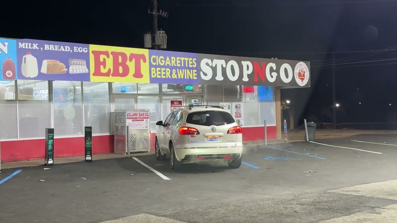 America’s Most Dangerous City At 1AM - Birmingham, Alabama - We Went Into The Worst Hoods! 💯