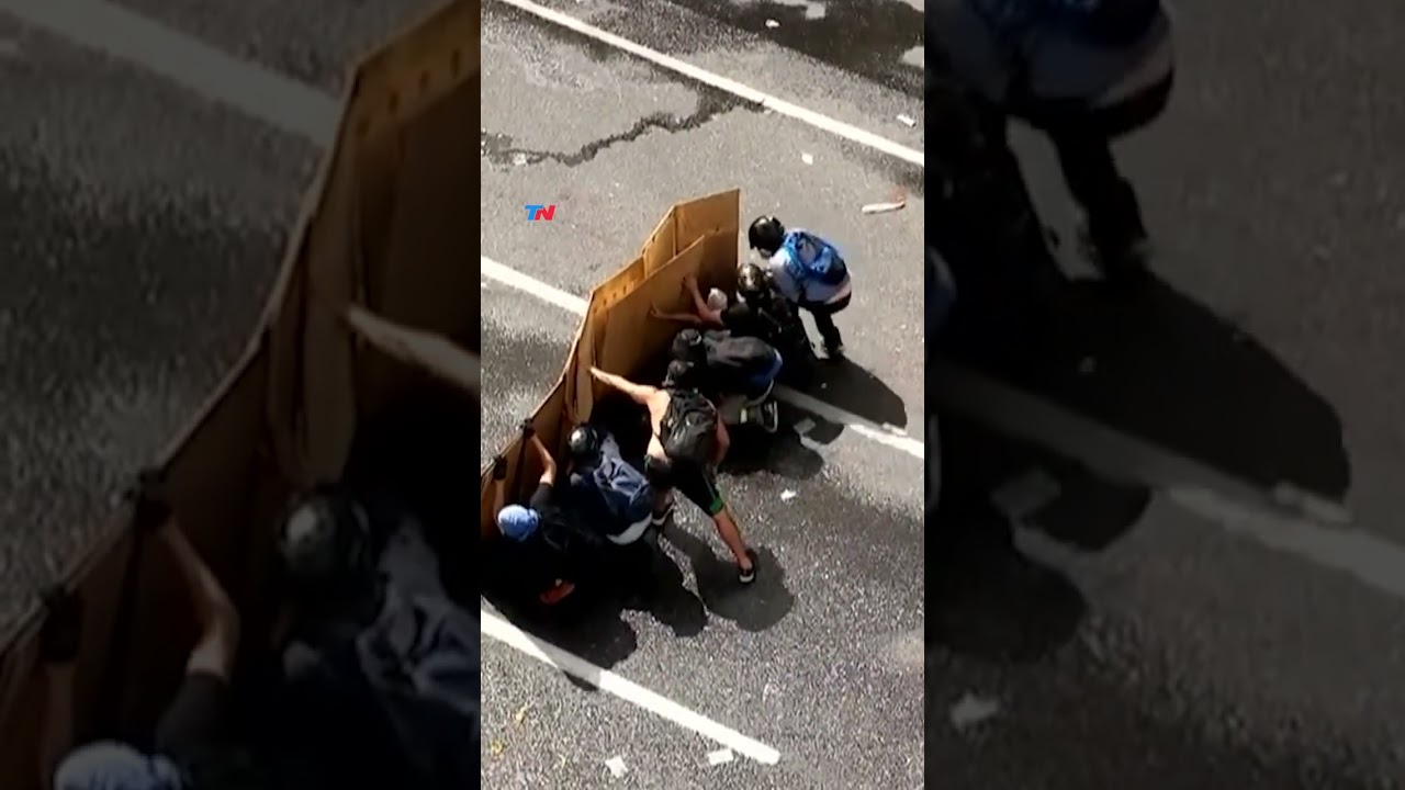 AS&Iacute; PREPARABAN BOMBAS MOLOTOV DURANTE LA MARCHA CONTRA LA REFORMA LABORAL