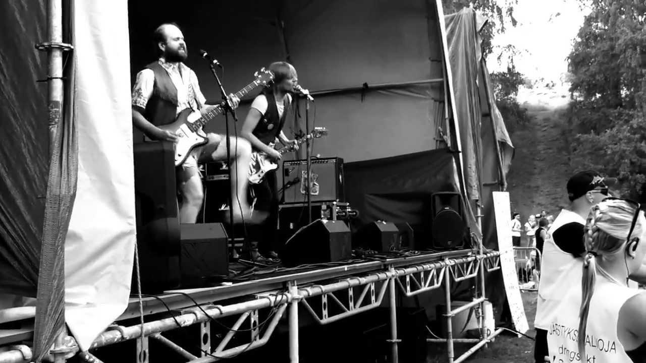 Räjäyttäjät - Jälkeen keskiyön @ Alppipuisto 2013