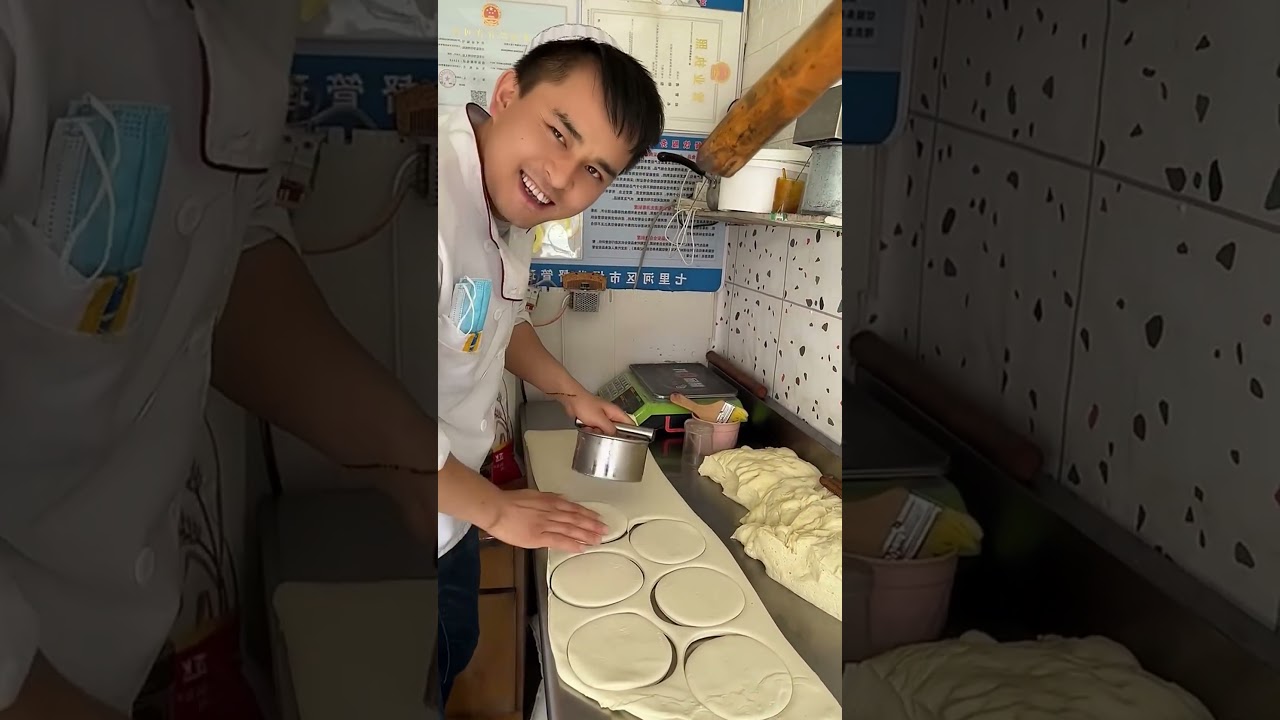 Shaobing #deliciousstreetfoods #streetfoodcooking #delicous #streetcooking #delicious #cookingfood