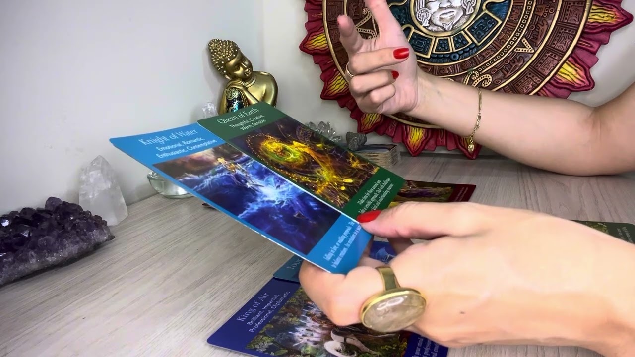Pense em Alguém e RECEBA uma MENSAGEM do UNIVERSO ✨ TAROT 🔮