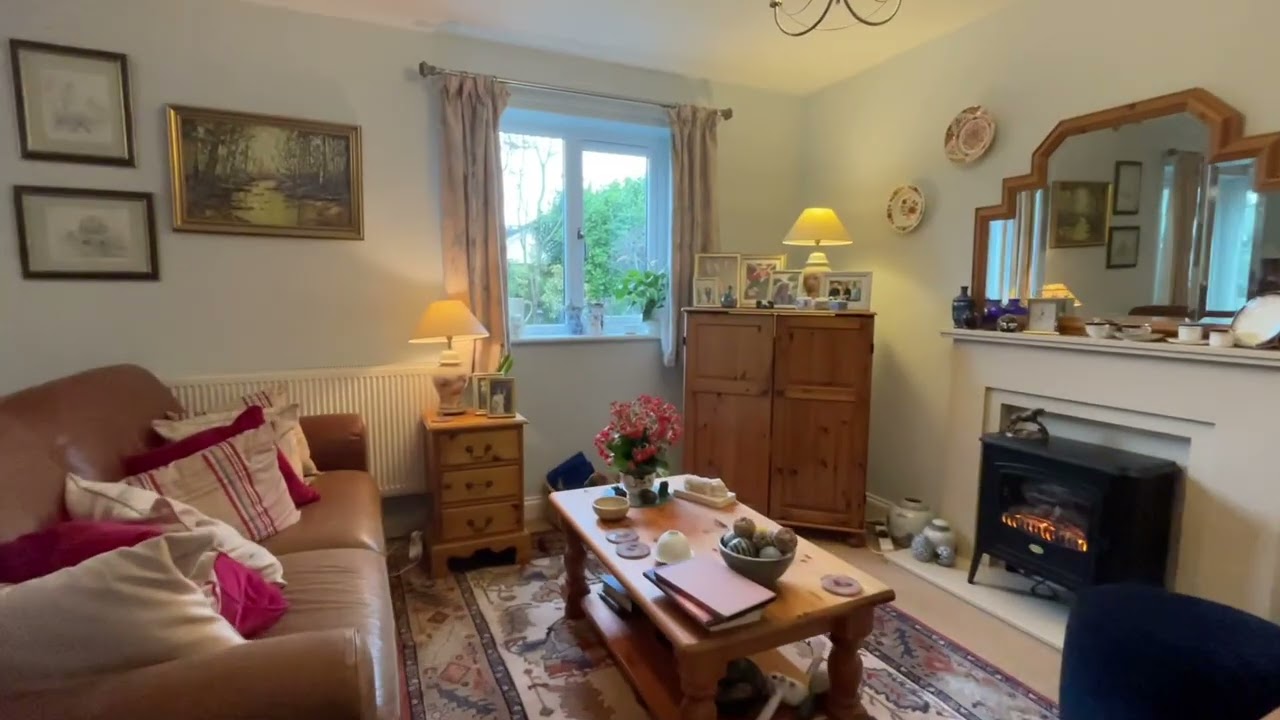 Property for sale | 7 Pebble Close EX39 1FD